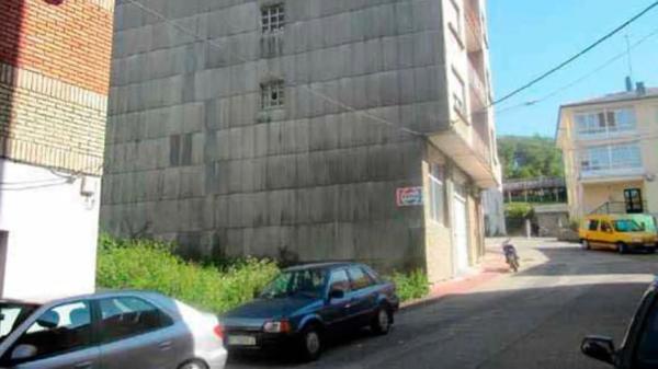 Terreno en calle tras Cádavo