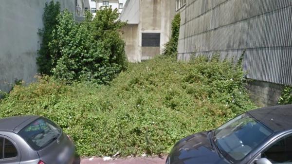 Terreno en calle tras Cádavo