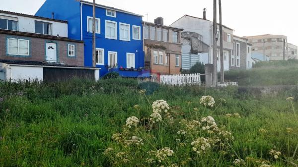 Terreno en calle Xesteira, 15