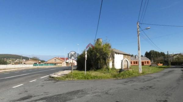 Terreno en San Mateo-Castro-O Val