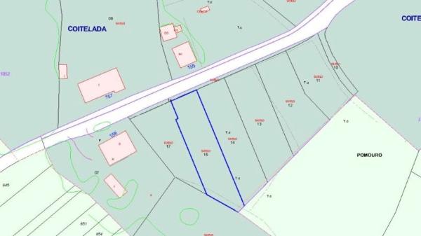 Terreno en camino da Merce