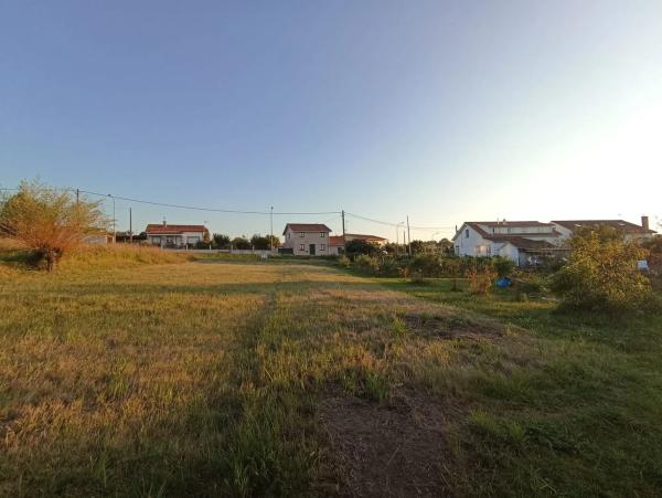 Terreno en calle Chousa, 18