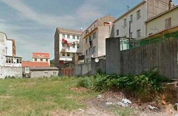 Terreno en Feal-Xuvia