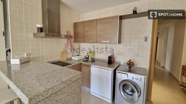 Apartamento de 2 dormitorios en alquiler en Garrucha, Almería