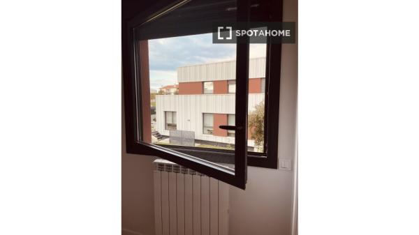 Room for rent in Moreaga, Bilbao