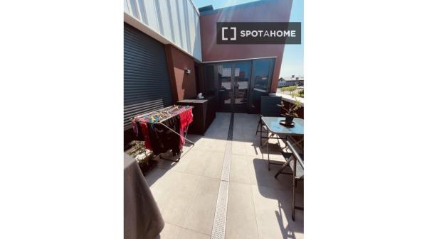 Room for rent in Moreaga, Bilbao