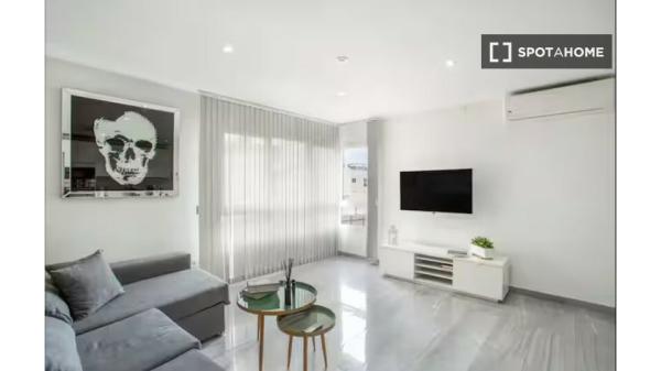 Piso de 2 habitaciones en alquiler en La Isleta, Las Palmas.