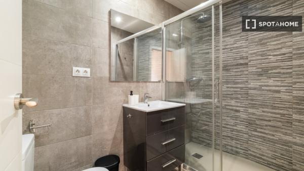 Estudio en alquiler en El Raval, Barcelona