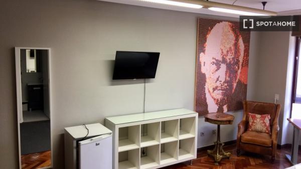 Zimmer in Wohngemeinschaft zu vermieten in Plaza España, Valladolid