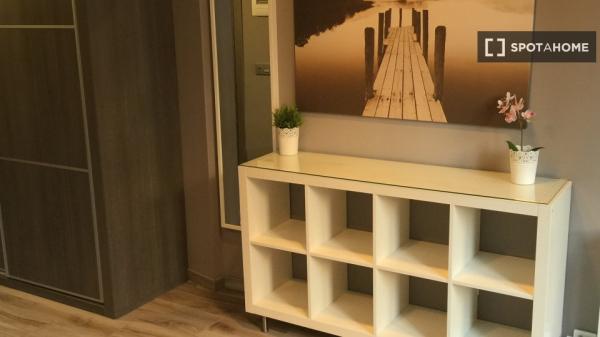 Habitación en piso compartido de 8 habitaciones, Plaza España