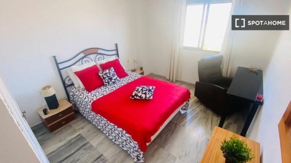 Habitación en piso compartido en Málaga