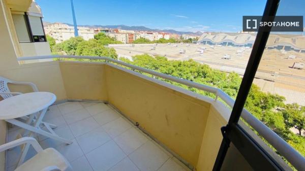 Habitación en piso compartido en Málaga
