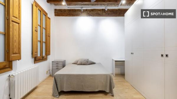 Piso de 2 habitaciones en alquiler en Sant Pere, Barcelona.