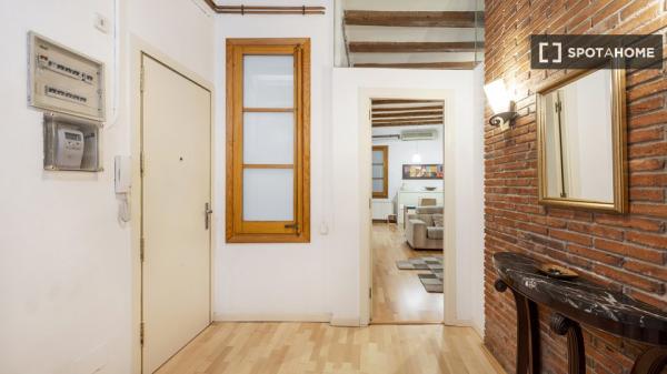 Piso de 2 habitaciones en alquiler en Sant Pere, Barcelona.