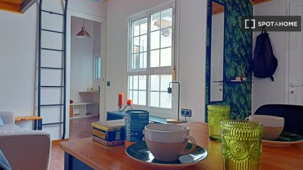 Estudio en alquiler en San Gil, Sevilla