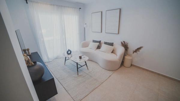 Piso en venta en Avenida Orihuela, 57
