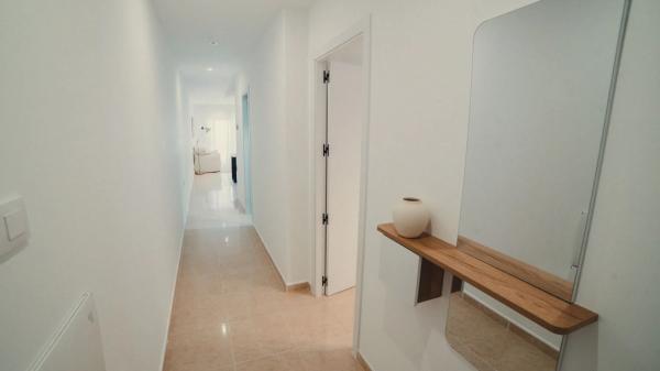 Piso en venta en Avenida Orihuela, 57