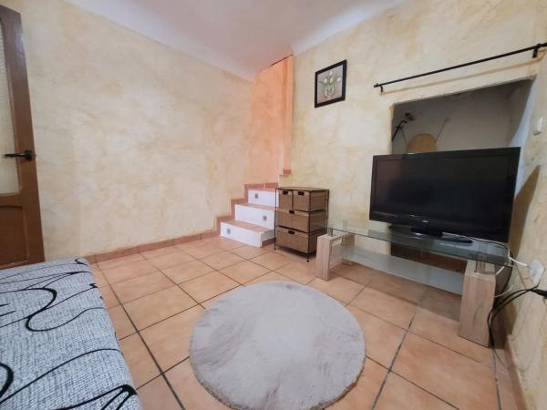 Casa rural en plaza de la constitucion, 1