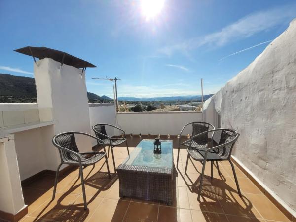 Casa rural en plaza de la constitucion, 1