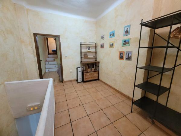 Casa rural en plaza de la constitucion, 1