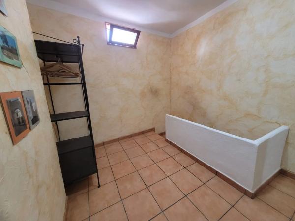 Casa rural en plaza de la constitucion, 1