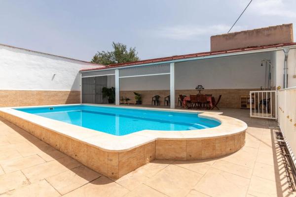 Casa independiente en via Sense Nom