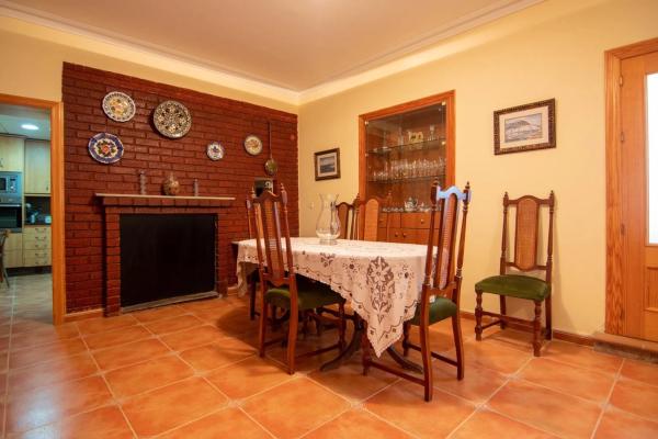 Casa independiente en via Sense Nom