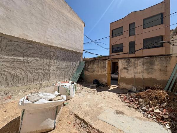 Chalet pareado en calle Santa Pola