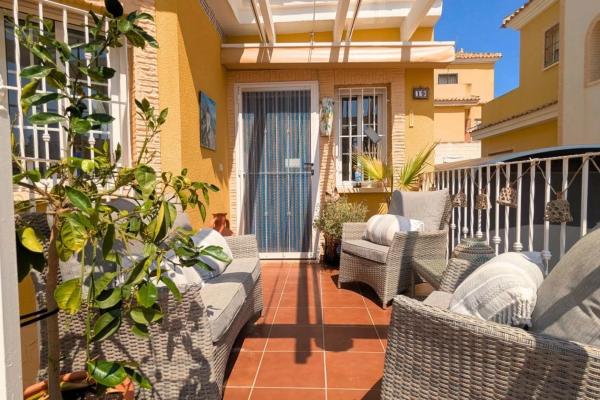 Casa independiente en calle Francia