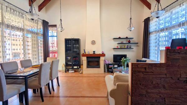 Casa independiente en calle Portugal, 32