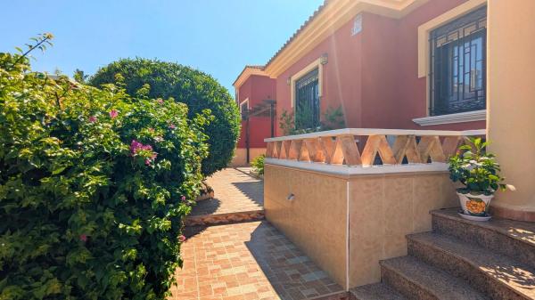 Casa independiente en calle Portugal, 32