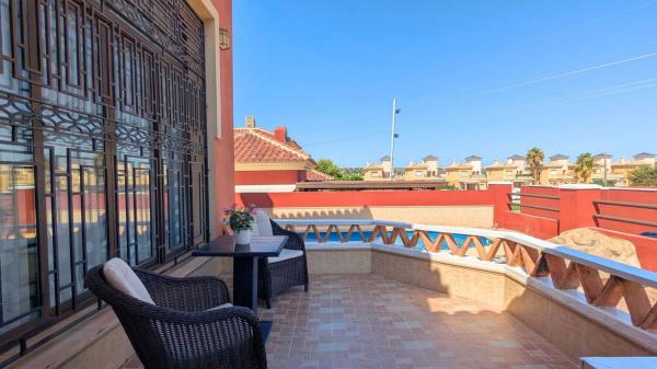 Casa independiente en calle Portugal, 32