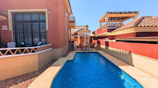 Casa independiente en calle Portugal, 32