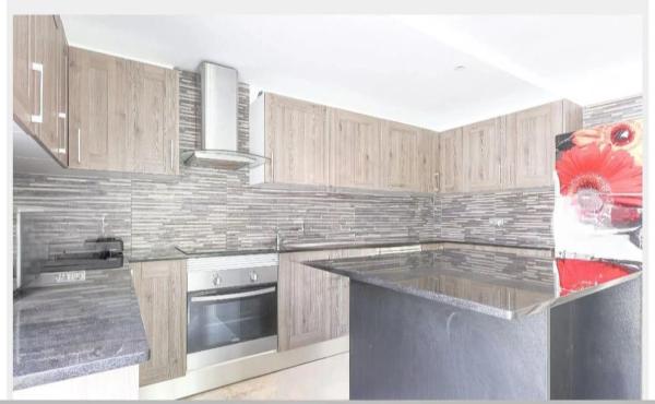 Casa independiente en calle Federico García Lorca