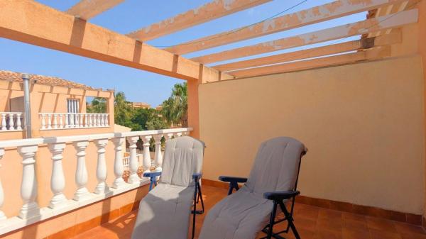 Chalet pareado en calle Alemania