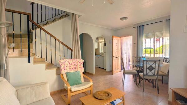 Chalet pareado en calle Alemania