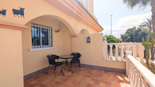 Chalet pareado en calle Alemania