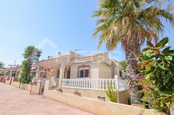 Casa independiente en calle Manuel de Falla, 120 -234