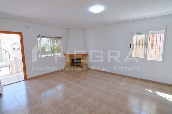 Casa independiente en calle Manuel de Falla, 120 -234