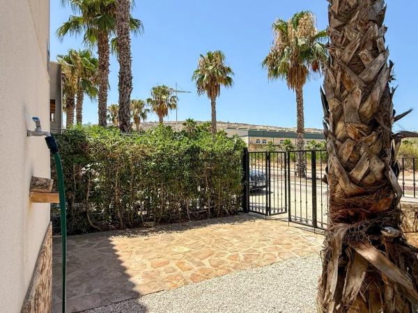 Chalet adosado en avenida Antonio Pedrera Soler s/n