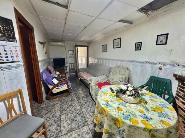 Chalet en calle José García, 41 -17