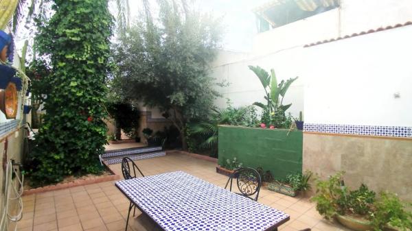 Casa independiente en calle Rosario