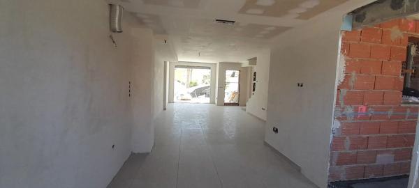 Casa independiente en calle Número 10