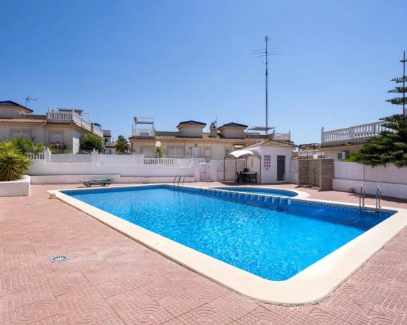 Chalet adosado en calle Mulhacén s/n