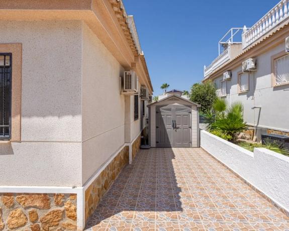 Chalet adosado en calle Mulhacén s/n