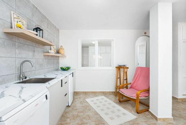 Chalet pareado en calle Aitana