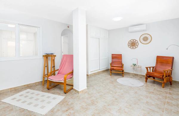 Chalet pareado en calle Aitana