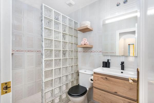 Chalet pareado en calle Aitana