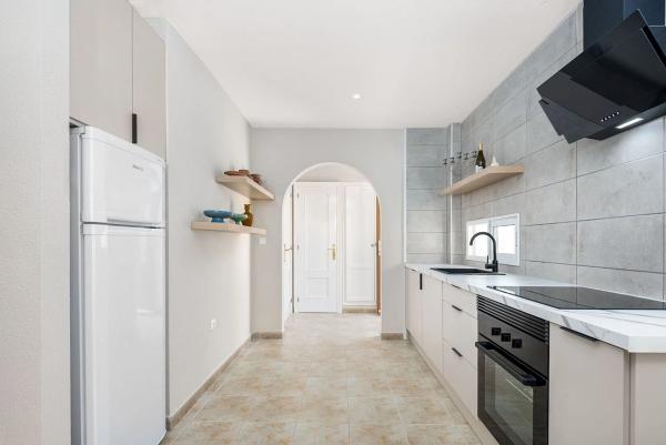 Chalet pareado en calle Aitana