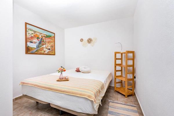 Chalet pareado en calle Aitana